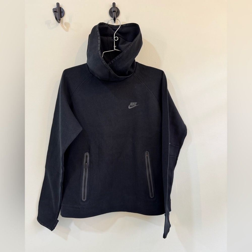 Nike Ladies Tech Pullover Black jacket